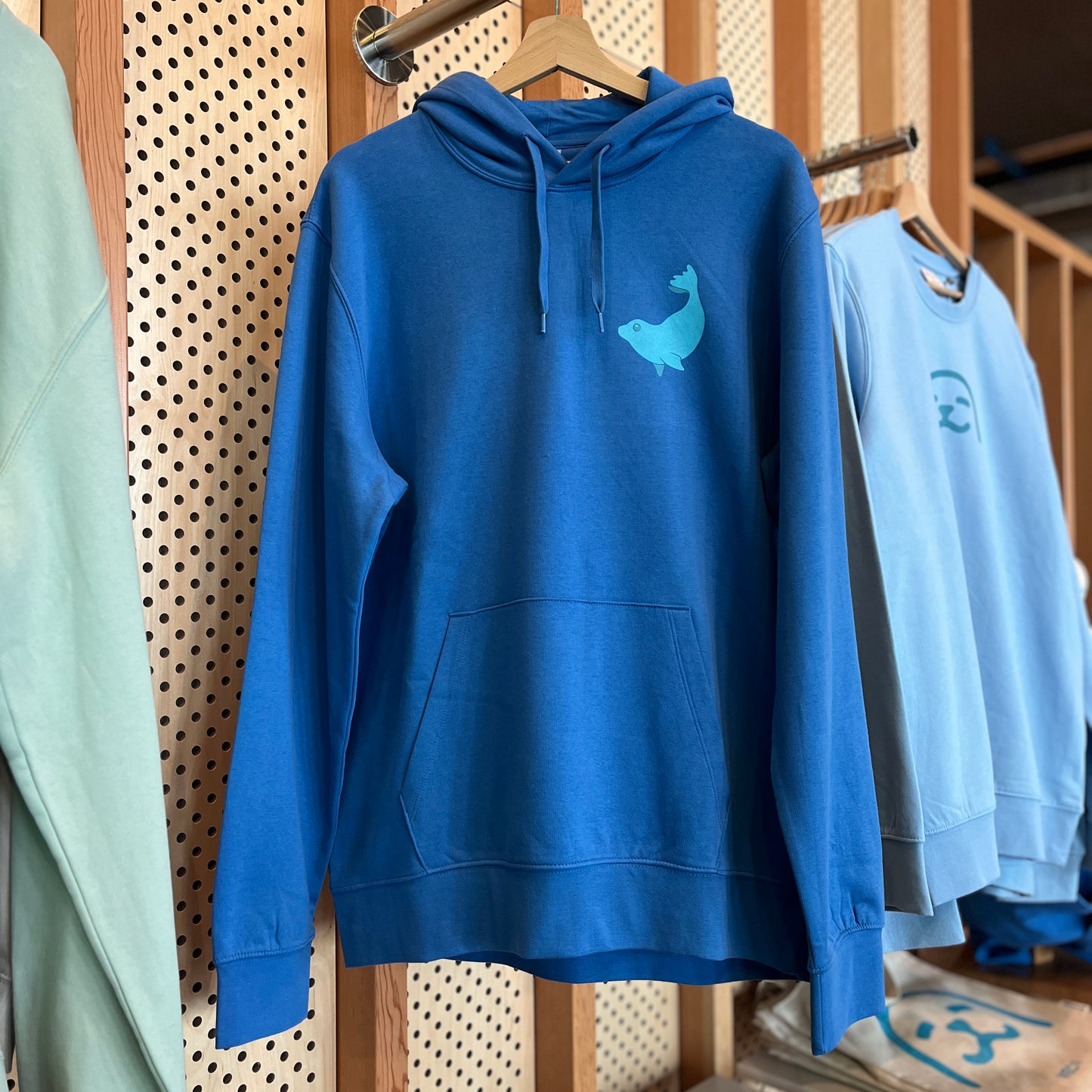 Blauwe hoodie met zeehond