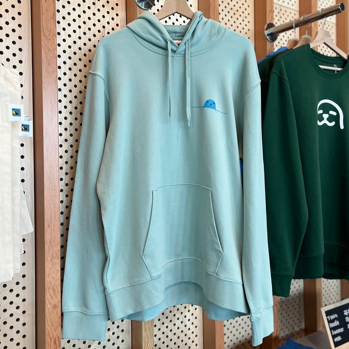Mintgroene hoodie met zeehond